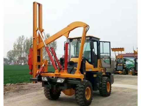 點擊查看詳細(xì)信息<br>標(biāo)題：打樁機 閱讀次數(shù)：3081