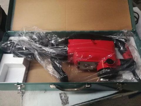 點擊查看詳細(xì)信息<br>標(biāo)題：電鎬 閱讀次數(shù)：2198